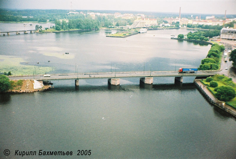 Петровский мост через Замковый пролив