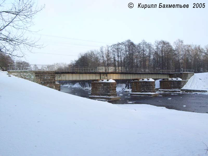 Мост через Водосливный канал