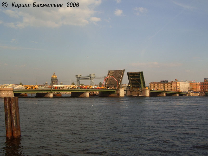 Старый мост Лейтенанта Шмидта перед разборкой