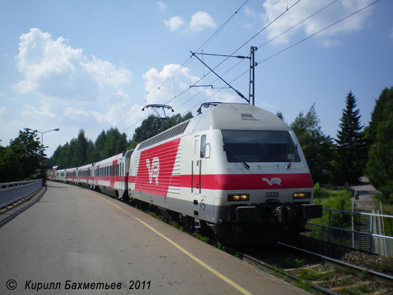  Sr2-3228      