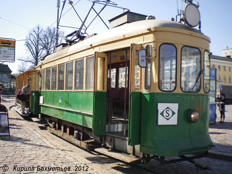 Трамвайный вагон A8 № 157 с прицепным вагоном C2 № 233