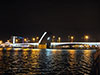 Кантемировский мост во время разводки