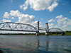 Кузьминский мост через Неву во время разводки