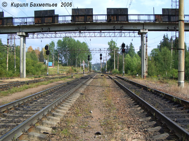 Станция Лужайка, восточная горловина