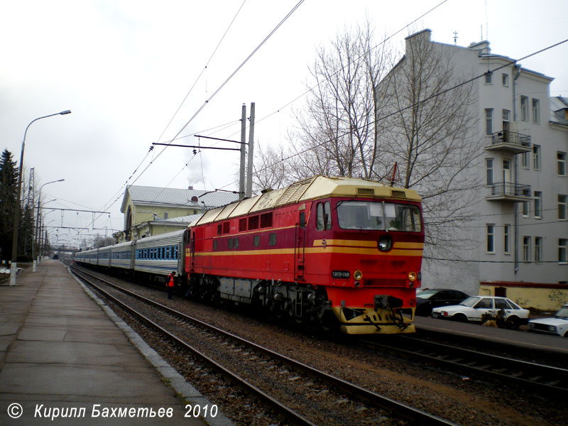 Тепловоз ТЭП70-0181 с поездом "Репин"