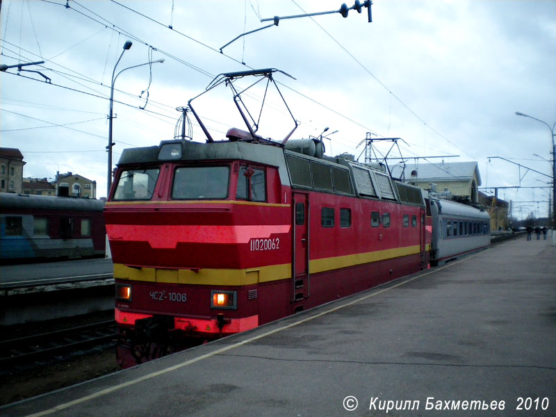 Электровоз ЧС2т-1006 с вагоном-лабораторией