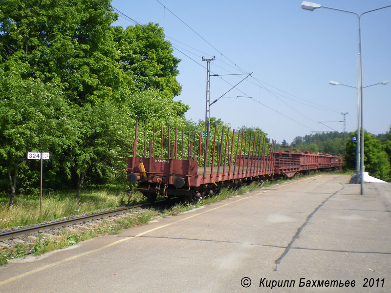 Грузовой поезд