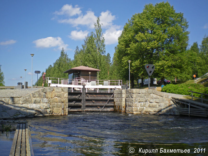 Шлюз на Карвиоском канале