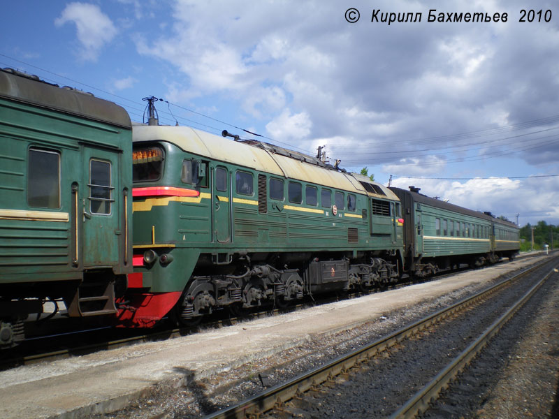 Тепловоз М62-1563 с поездом Хийтола – Выборг, прицепка к поезду Светогорск – Выборг