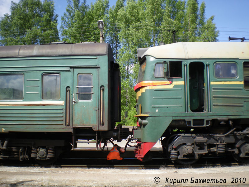 Тепловоз М62-1563 с поездом Хийтола – Выборг, прицепка к поезду Светогорск – Выборг