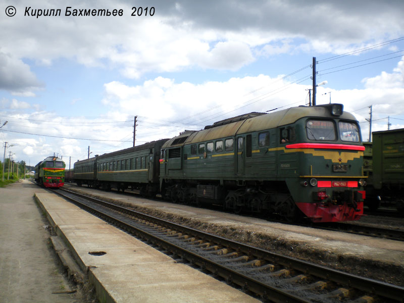 Тепловозы М62-1563 с поездом Хийтола – Выборг и М62-1488 с поездом Светогорск – Выборг