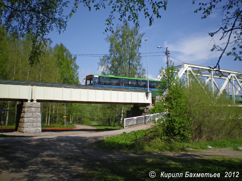 Железнодорожно-автобусный мост через реку Ванта