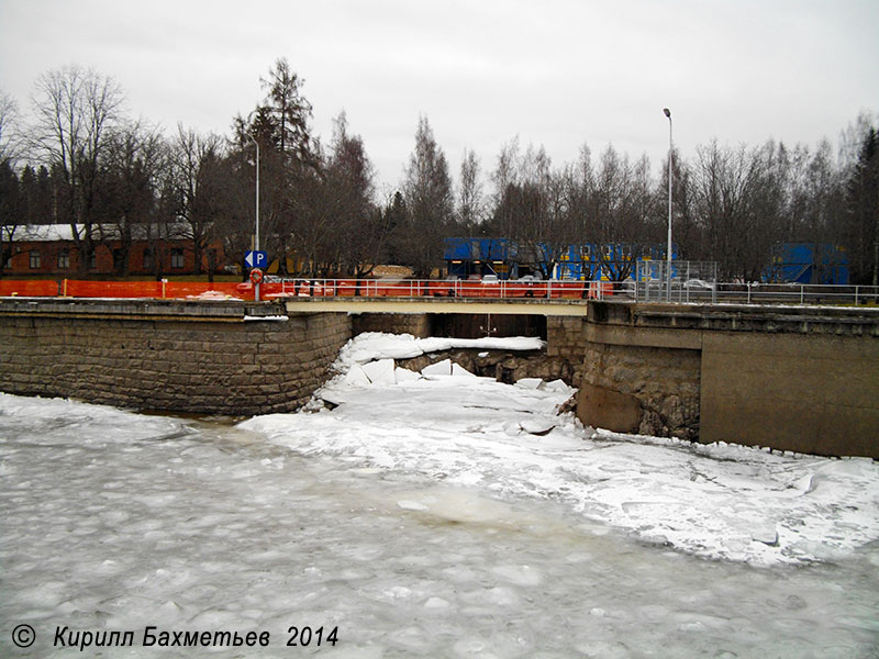 Ворота старого дока