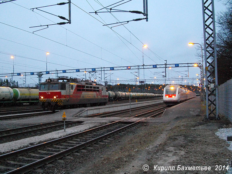Электровоз Sr1-3099 и электропоезд Sm6 "Аллегро"