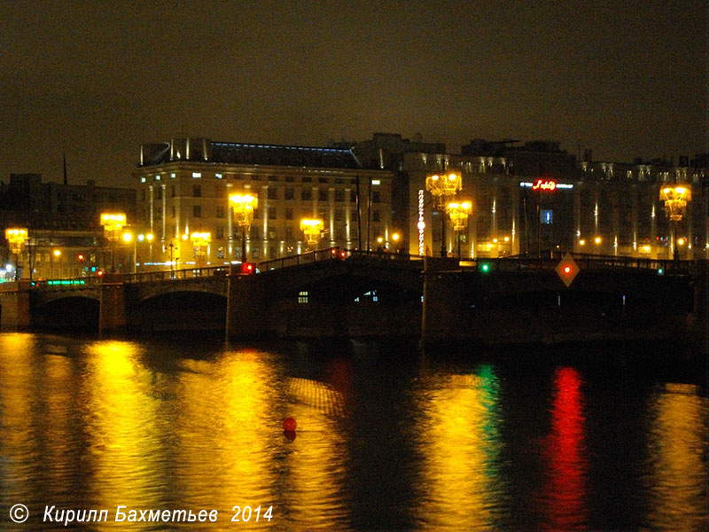 Сампсониевский мост во время разводки