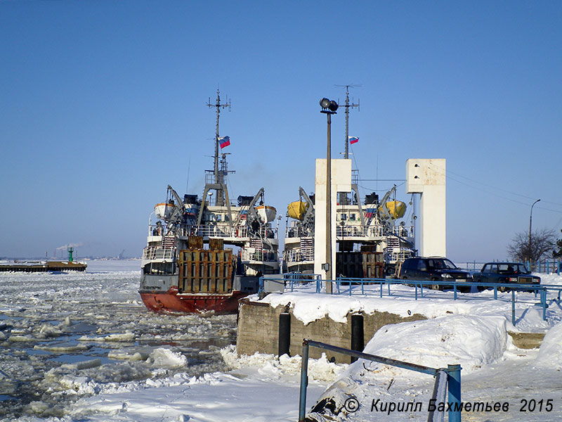 Паромы "Николай Каплунов" и "Андрей Коробицын"