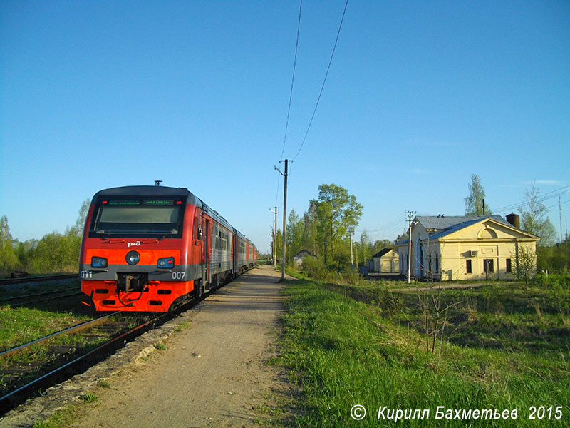 Дизель-электропоезд ДТ1-007