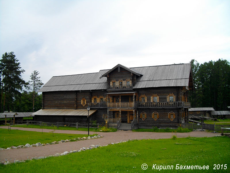 Реконструированный дом Костина из деревни Верховье