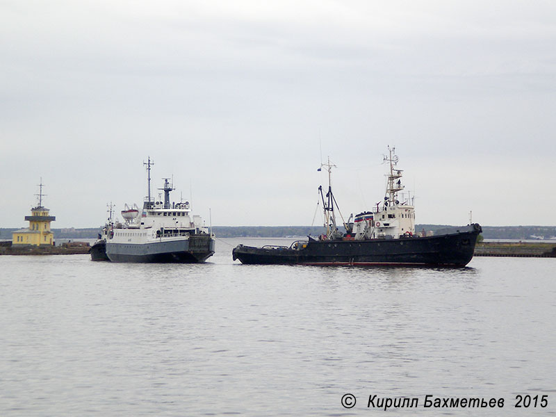 Паром "Шуя" с буксирами "МБ-169" и "РБ-98"