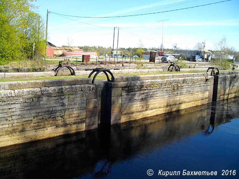 Шлюзы на Петровском устье Староладожского канала