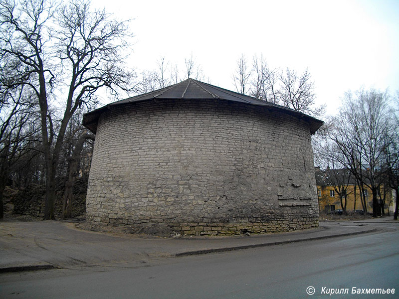 Петровская башня