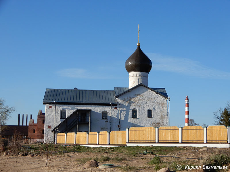 Церковь Святого Николая Чудотворца и Стороженский маяк