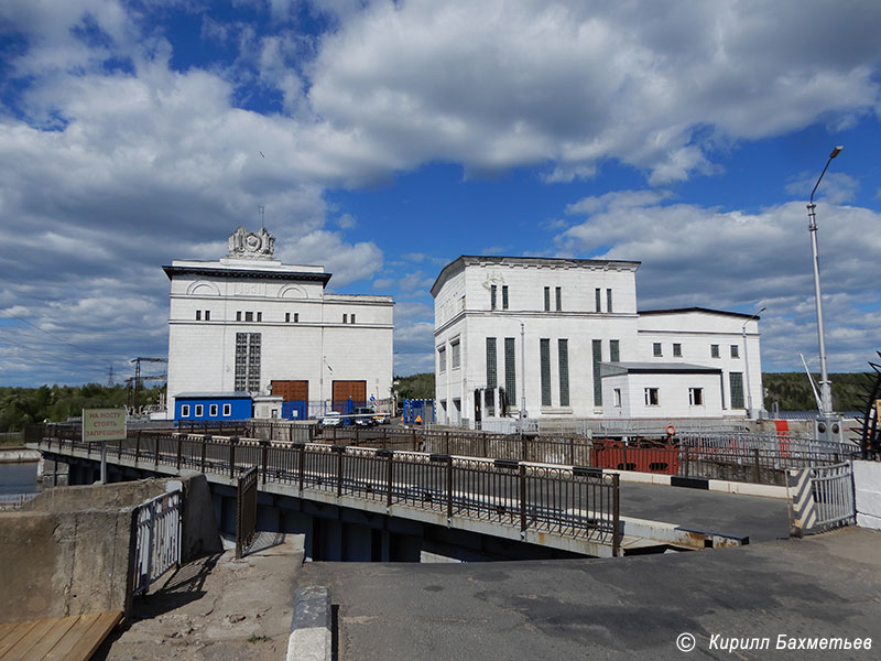 Верхнесвирская гидроэлектростанция и разводной мост на Верхнесврирском шлюзе