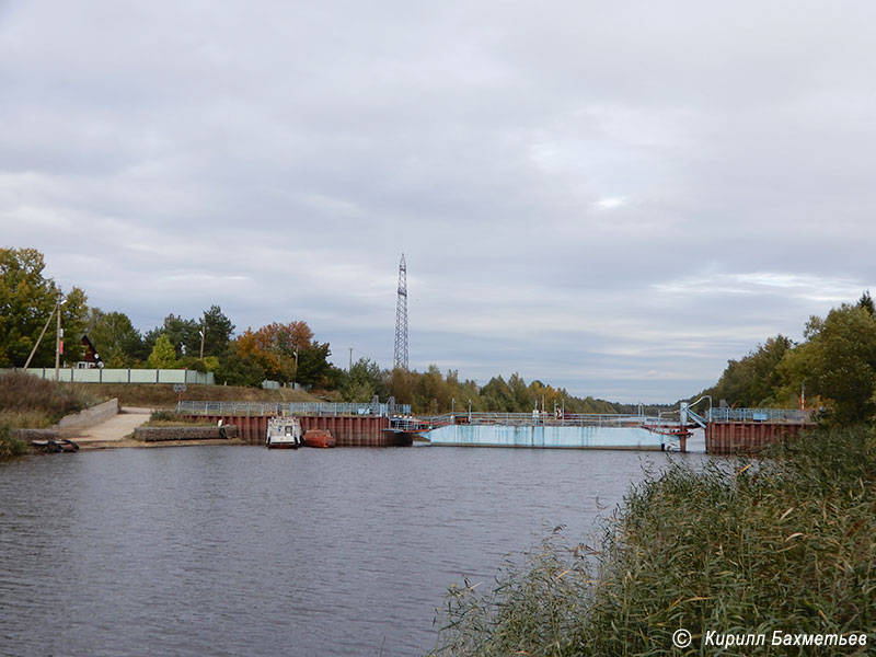 Наплавной мост №4 через Новосясьский канал