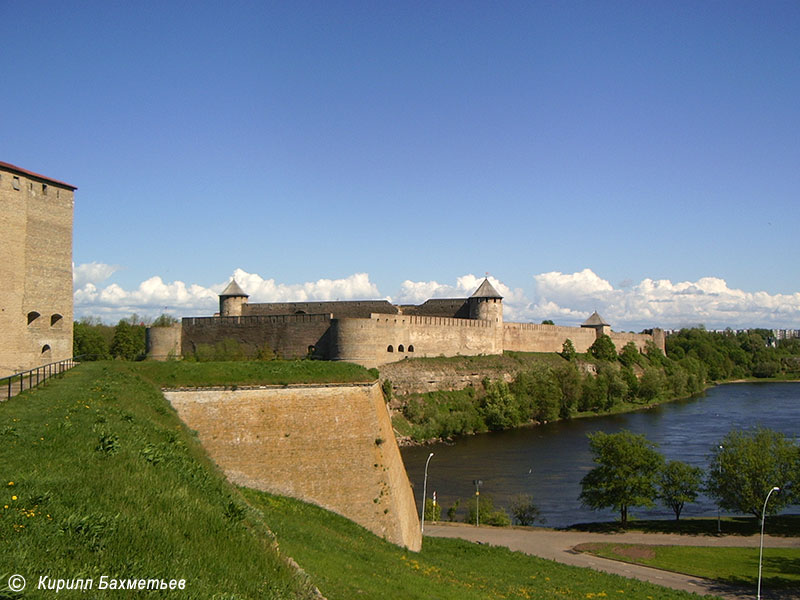 Нарвский замок и Ивангородская крепость