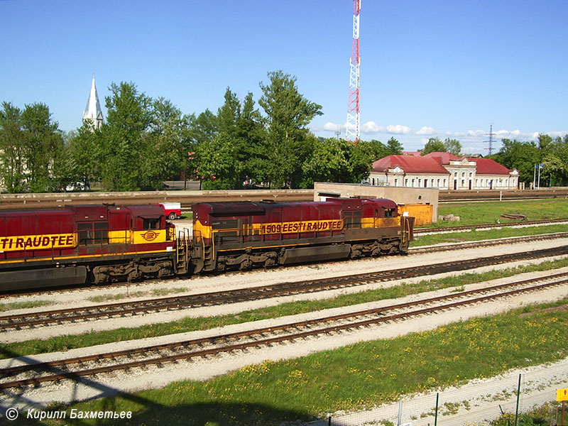 Тепловозы C36-7i-1509 и C36-7i-1551
