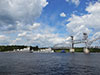 Буксиры "РБ-250", "РБ-347" и "РБ-346" у разведённого Кузьминского моста через Неву