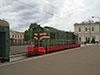 Тепловоз ЧМЭ3-4893 с пригородным поездом Санкт-Петербург – Ивангород